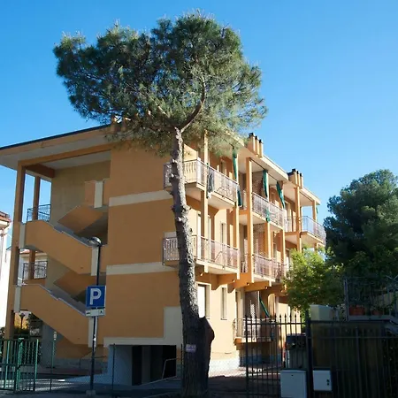 Fornaci 2 Rivieraholiday Apartamento